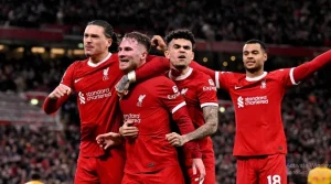 MU hạ gục Liverpool với tỉ số 2-1